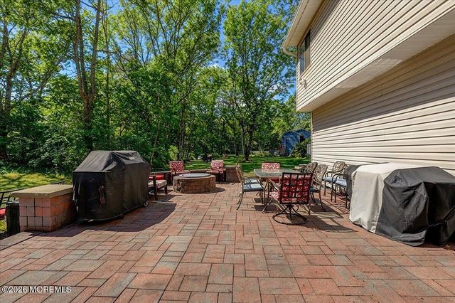 33 Ashford Road, Jackson, NJ 08527