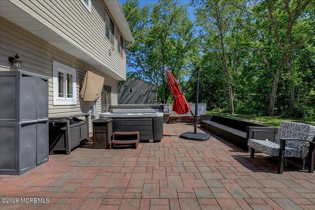 33 Ashford Road, Jackson, NJ 08527