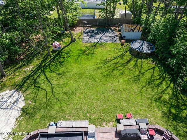 33 Ashford Road, Jackson, NJ 08527