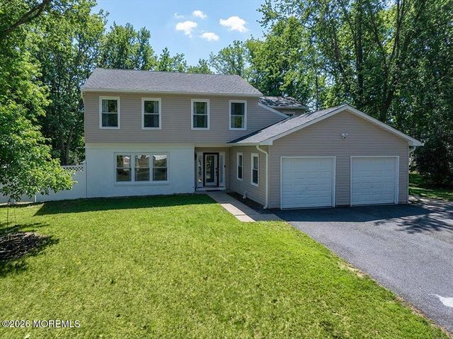 33 Ashford Road, Jackson, NJ 08527