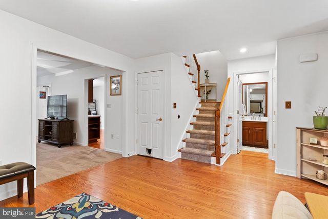 5035 MENDENHALL DRIVE, Mechanicsburg, PA 17050