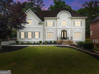 9345 Nesbit Lakes Drive, Alpharetta, GA 30022