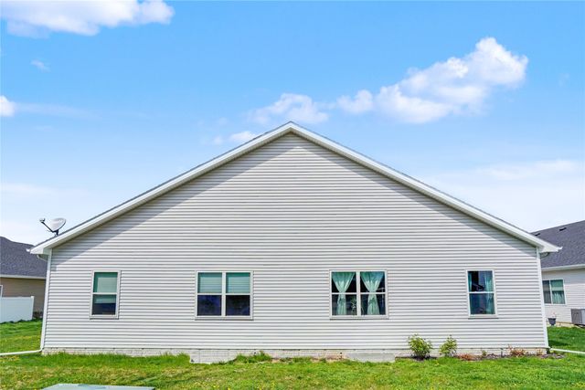 841 Sawgrass Drive, Norwalk, IA 50211