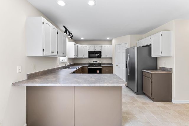 14933 Knobcone Court, Fort Wayne, IN 46814