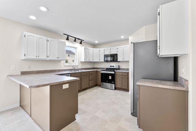 14933 Knobcone Court, Fort Wayne, IN 46814