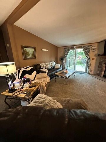 13633 Iris Lane, Cedar Springs, MI 49319