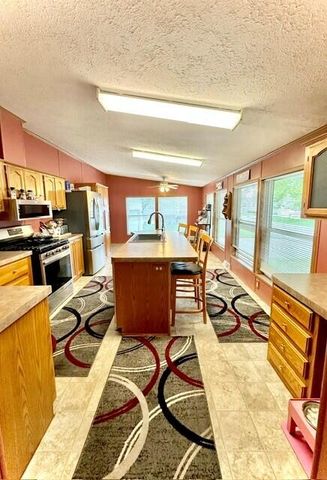 13633 Iris Lane, Cedar Springs, MI 49319