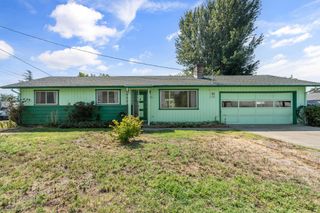 1719 SW Bridge Street, Grants Pass, OR 97526