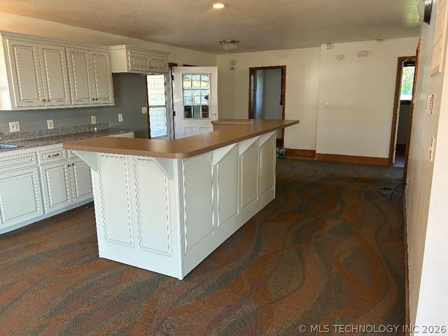 30245 S 210th Road, Henryetta, OK 74437