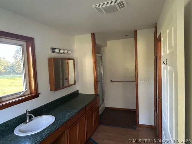 30245 S 210th Road, Henryetta, OK 74437