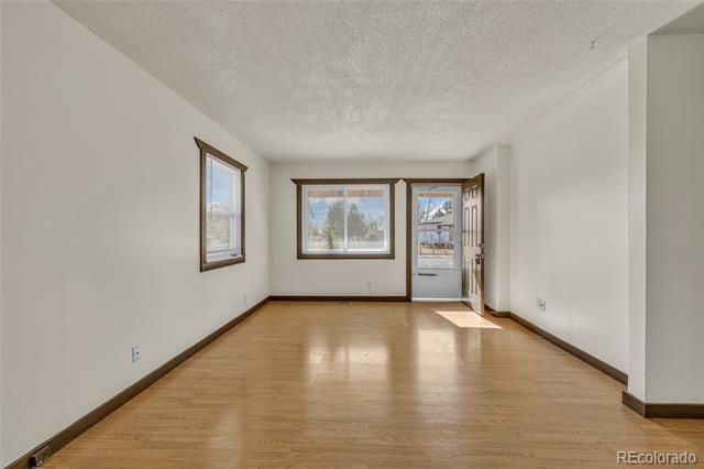 8891 Race Street, Thornton, CO 80229