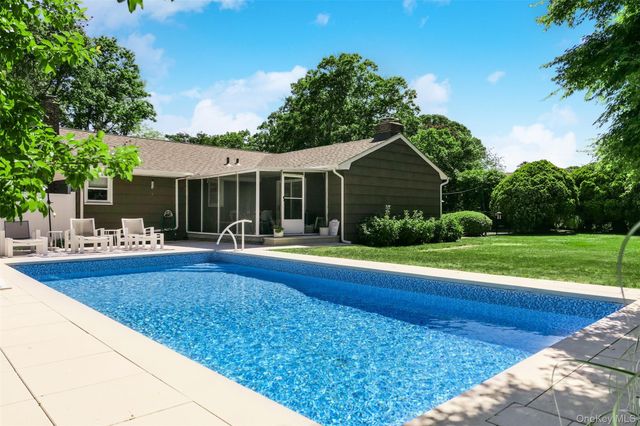 47 Oak Road, East Patchogue, NY 11772