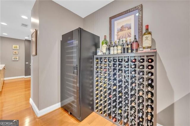 905 Juniper Street NE 410, Atlanta, GA 30309