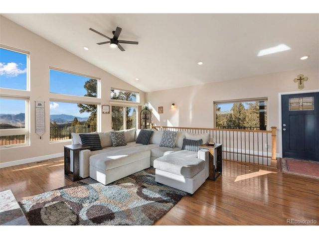 4101 Spruce Rd, Woodland Park, CO 80863