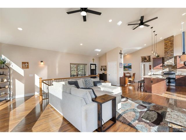 4101 Spruce Rd, Woodland Park, CO 80863