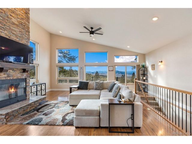 4101 Spruce Rd, Woodland Park, CO 80863