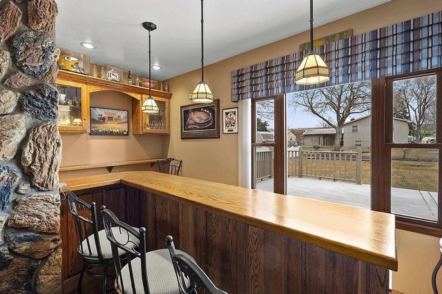 553 GWYNN STREET, Green Bay, WI 54301