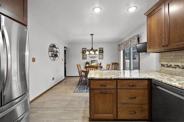 553 GWYNN STREET, Green Bay, WI 54301