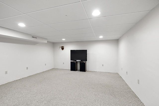 553 GWYNN STREET, Green Bay, WI 54301