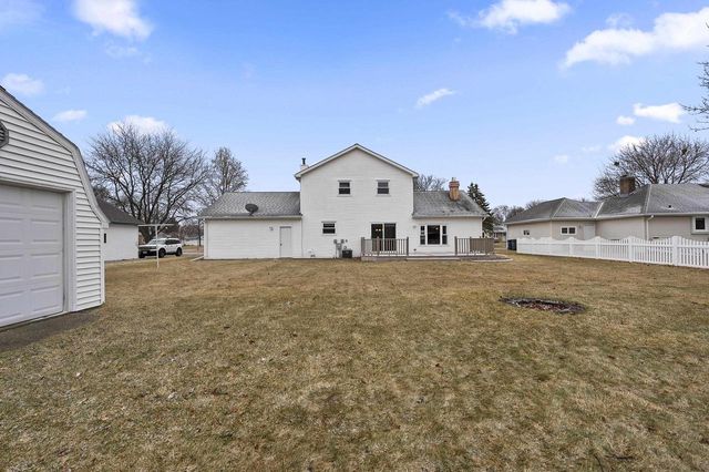 553 GWYNN STREET, Green Bay, WI 54301