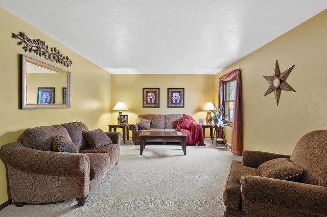 553 GWYNN STREET, Green Bay, WI 54301