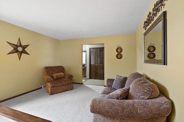 553 GWYNN STREET, Green Bay, WI 54301