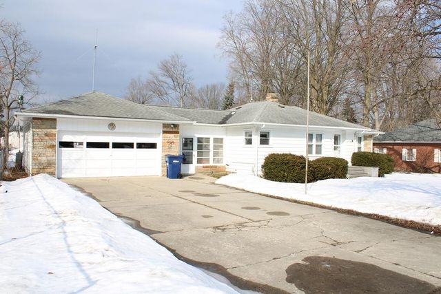 287 E Oak Street, Harrison, MI 48625