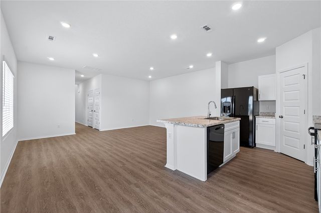 6800 SW Dignity Avenue, Bentonville, AR 72713