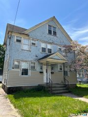 38 Bradley Avenue, Hamden, CT 06514