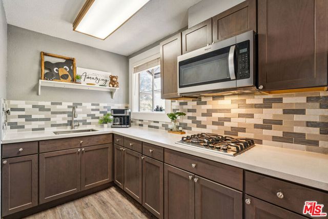 109 W Aeroplane Boulevard, Big Bear City, CA 92314