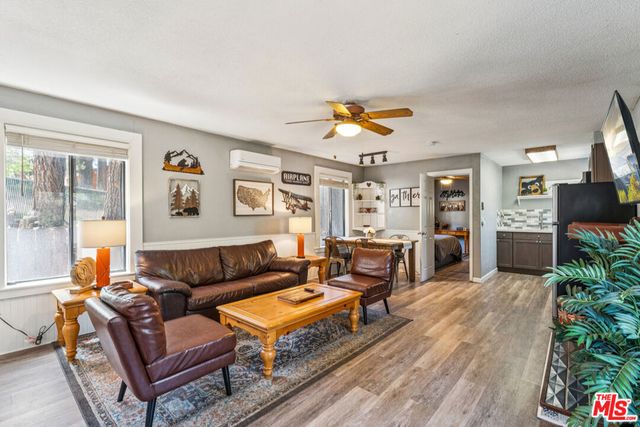 109 W Aeroplane Boulevard, Big Bear City, CA 92314