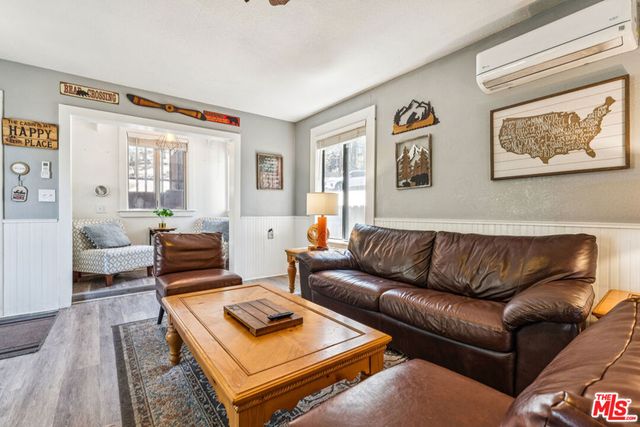 109 W Aeroplane Boulevard, Big Bear City, CA 92314