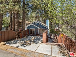 109 W Aeroplane Boulevard, Big Bear City, CA 92314