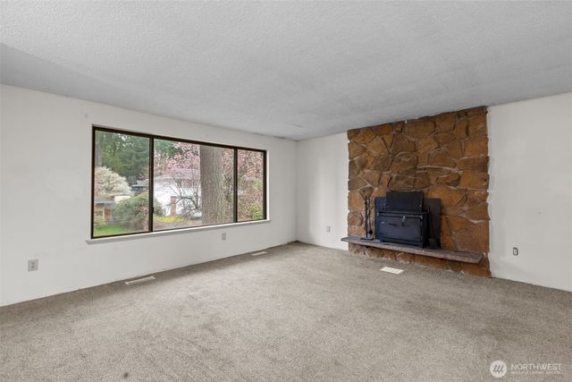 2638 SE Chasewood Court, Port Orchard, WA 98366