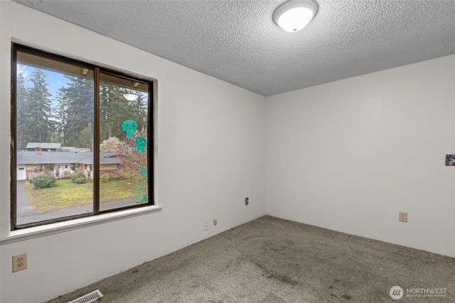 2638 SE Chasewood Court, Port Orchard, WA 98366