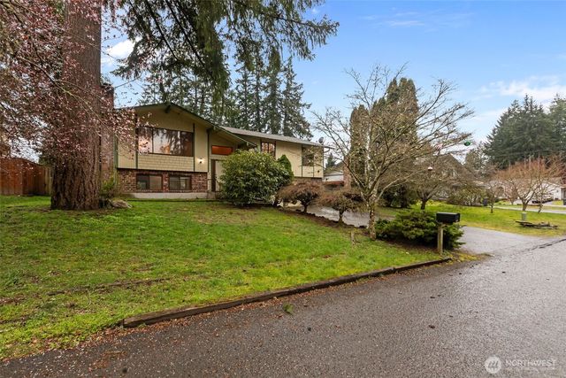 2638 SE Chasewood Court, Port Orchard, WA 98366
