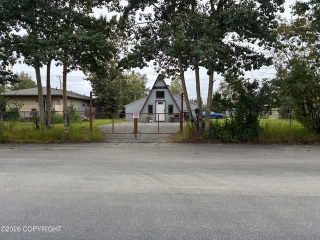 1211 E 11th Avenue, Anchorage, AK 99501