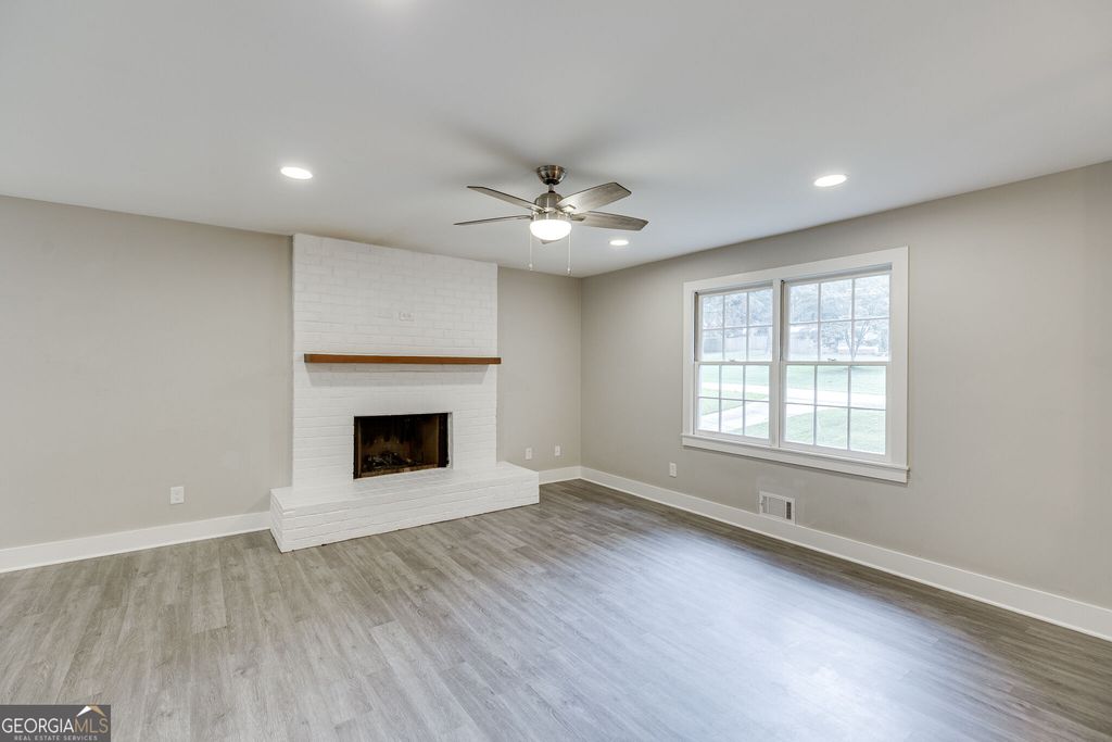 6211 Laurel Wood Trail, Flowery Branch, GA 30542 — photo 5