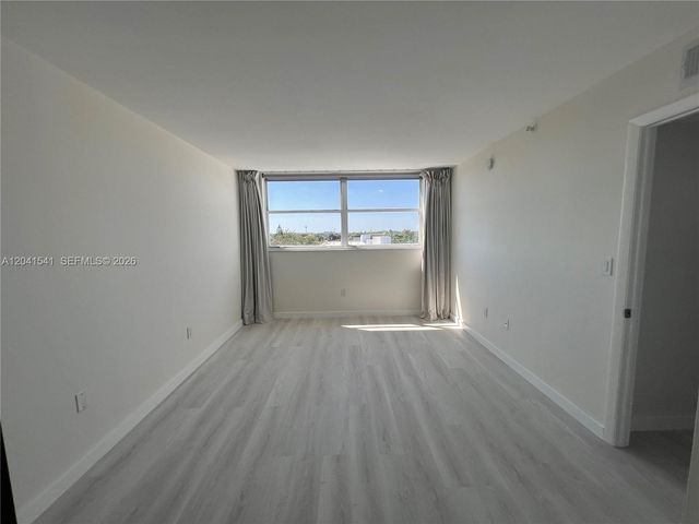 700 NE 63 ST DPH9, Miami, FL 33138