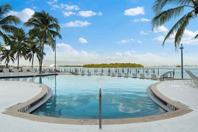 700 NE 63 ST DPH9, Miami, FL 33138