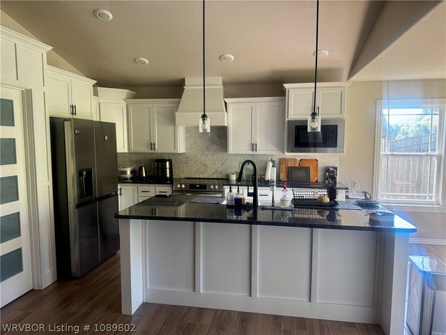 420 Aster Street, Van Buren, AR 72956