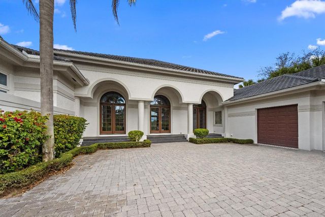 224 Locha Drive, Jupiter, FL 33458