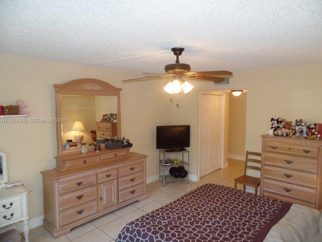 280 Racquet Club Road 102, Weston, FL 33326