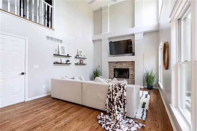 5002 NW 66th Terrace, Kansas City, MO 64151