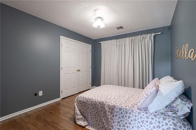 5002 NW 66th Terrace, Kansas City, MO 64151
