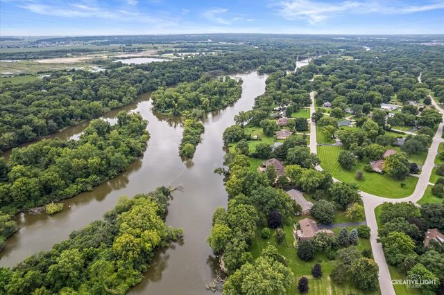 120 Riverview Court, Oswego, IL 60543
