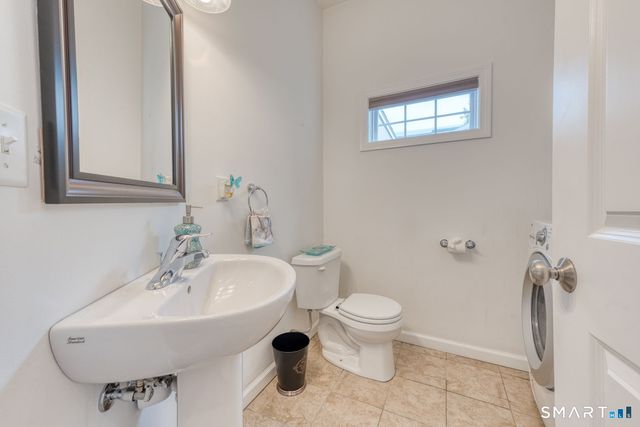 25 Sutton Road, Rocky Hill, CT 06067