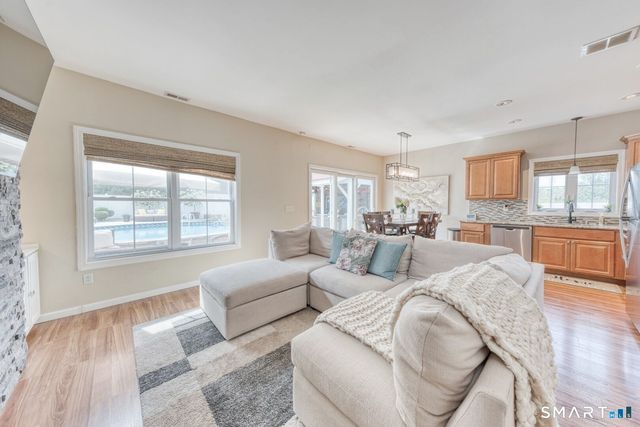 25 Sutton Road, Rocky Hill, CT 06067