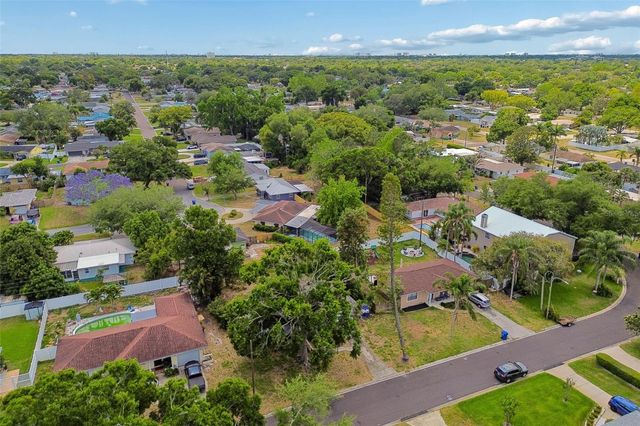 5336 33RD AVENUE N, St Petersburg, FL 33710