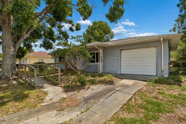 5336 33RD AVENUE N, St Petersburg, FL 33710